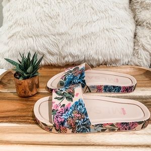 Melissa Beach Slides